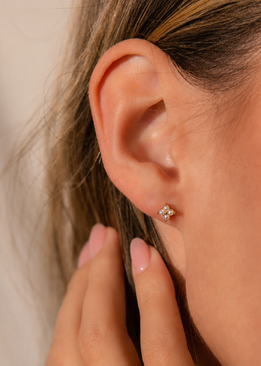 Pearl Darling Stud