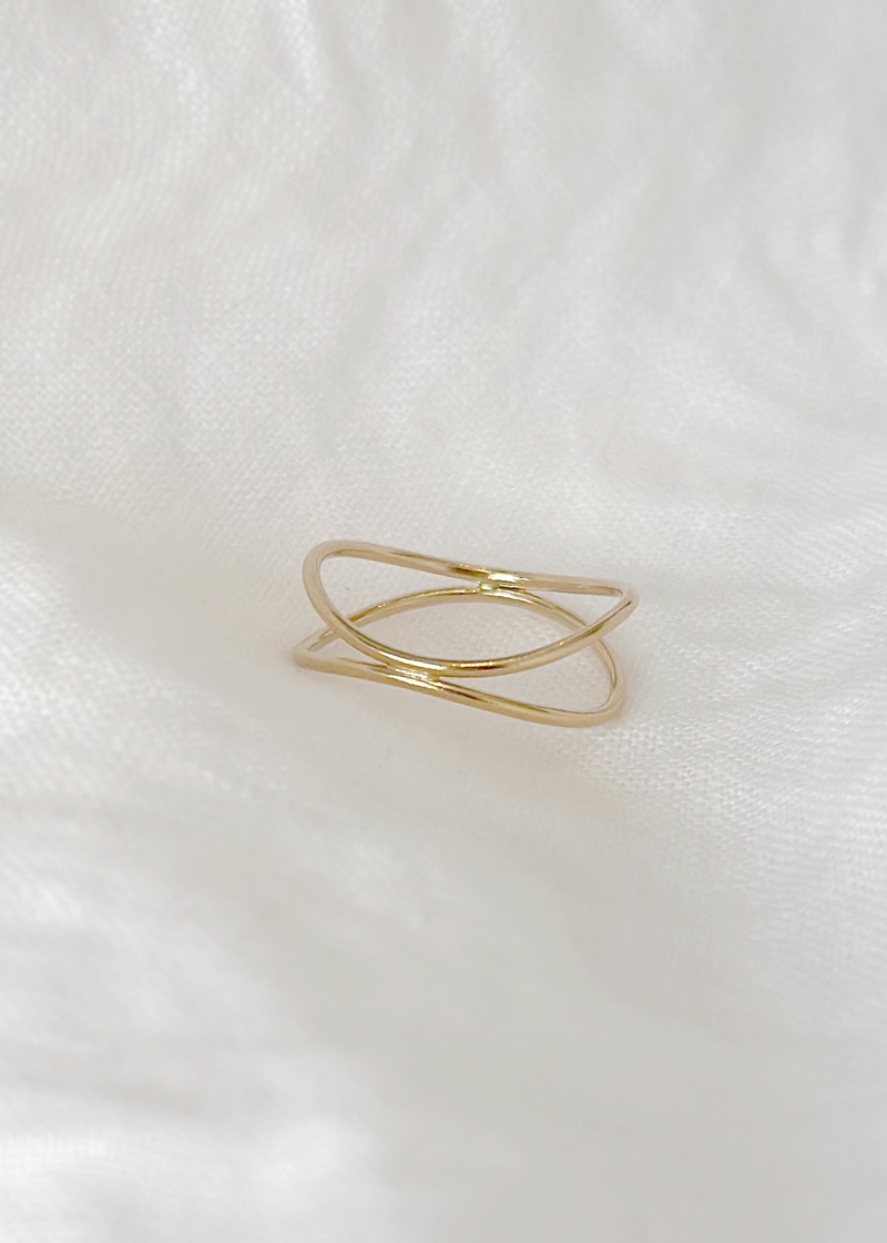 Bella & Wren Jewelry Surf Ring
