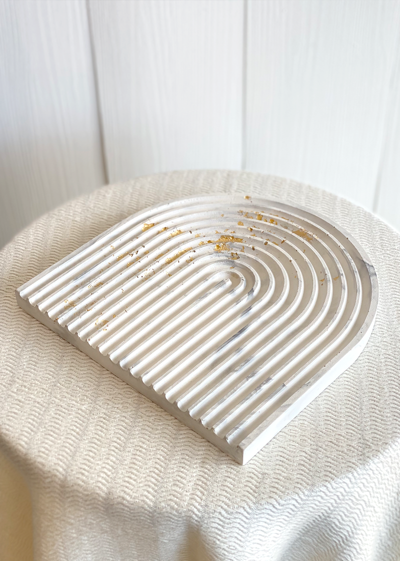 The Burnt Apron Large Arch Tray | White & Gold Flakes