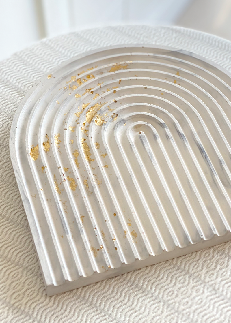 The Burnt Apron Large Arch Tray | White & Gold Flakes